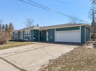 1409 13th Ave N, Moorhead, MN 56560