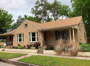 1922 W 11th St N, Wichita, KS 67203