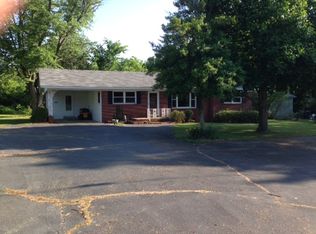 4813 State Route 121 N, Murray, KY 42071