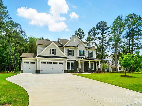 2nd image of 7818 Russell Rd