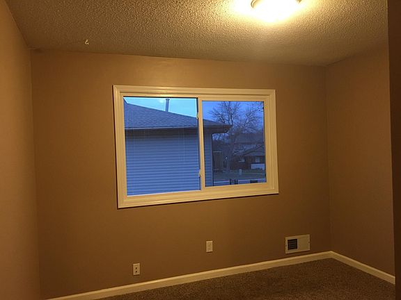 3rd image of 6423 84th Ct N