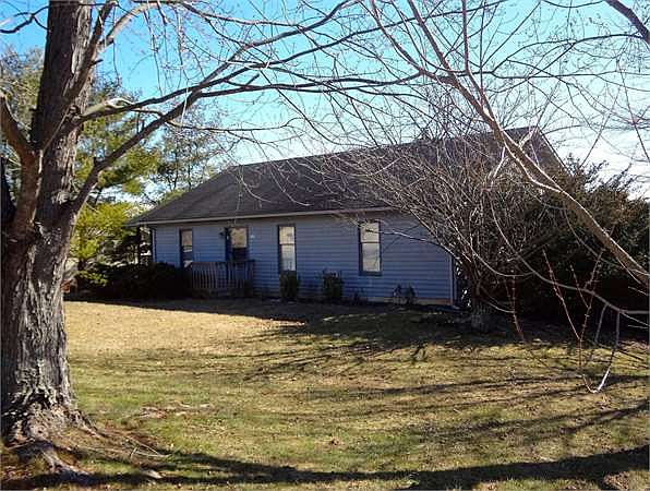 1st image of 282 Mount Vista Dr