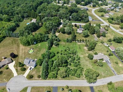 427 Rolling Meadows Dr, Valparaiso, IN, 46385