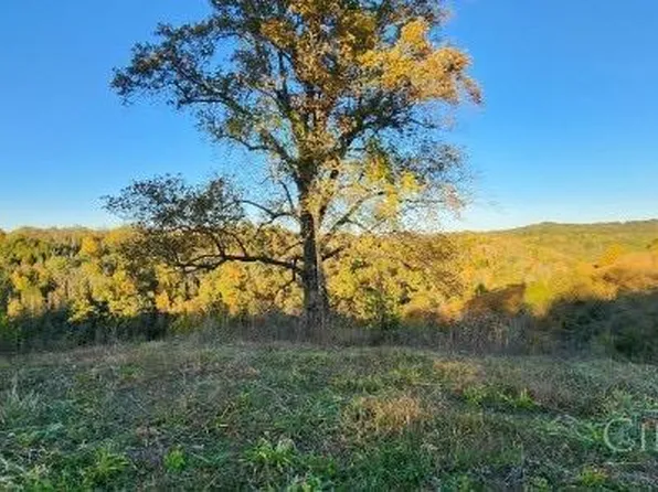 703 Bentonville Rd, Manchester, OH 45144