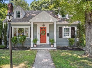 12 Renwick Rd, Melrose, MA 02176