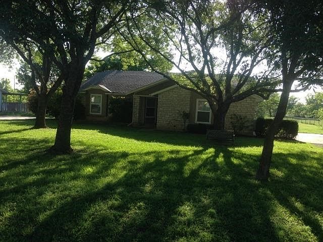 1st image of 223 Spring Garden Dr