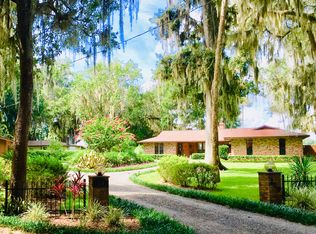 219 Woodbury Trl, Satsuma, FL 32189