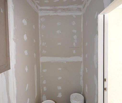 3rd image of 2948 Avenue H W #M