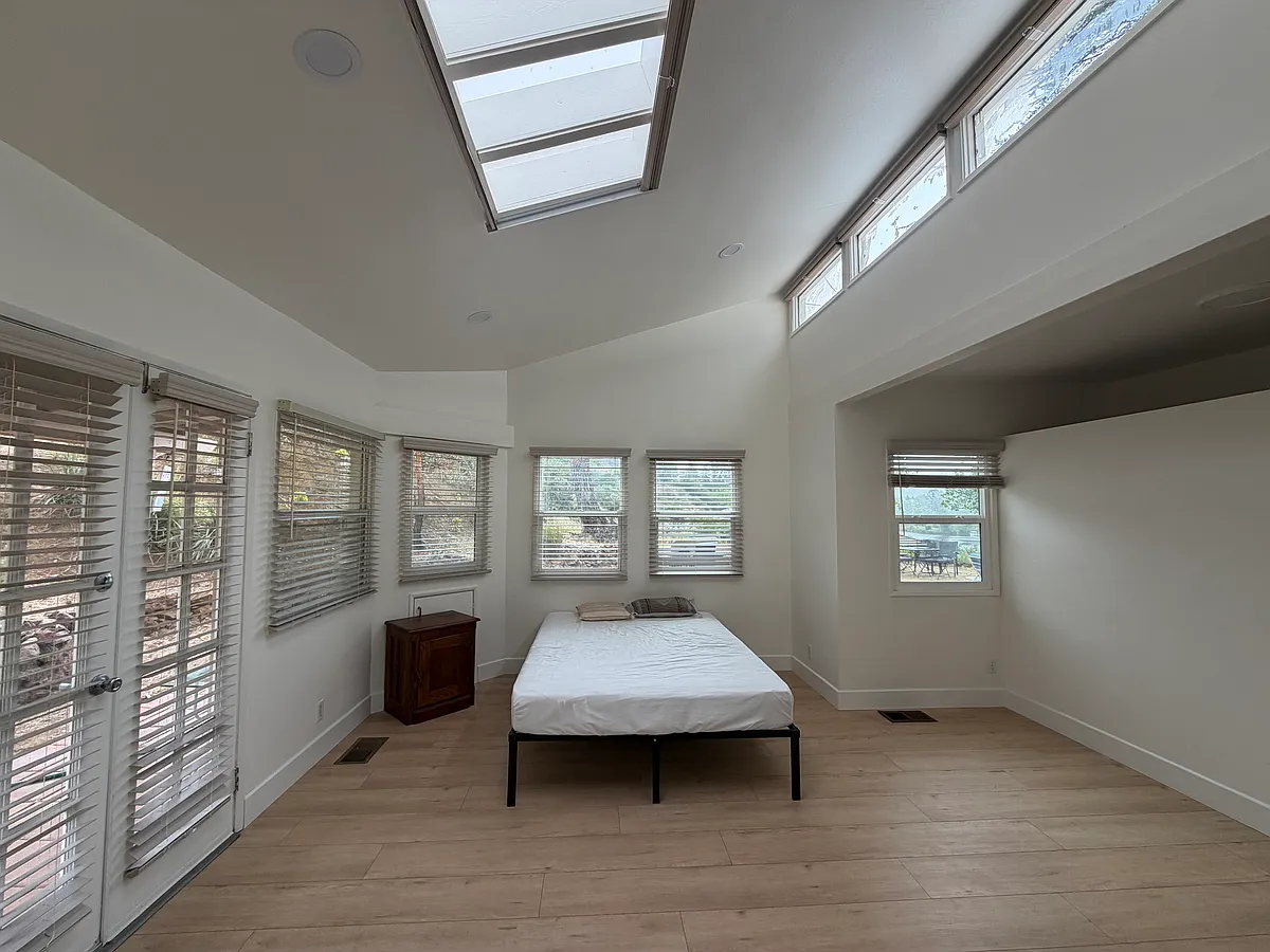 Building Photo - 29337 Lake Vista Dr #2