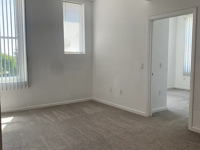 1241 Broadway Plz #507 — Photo 4