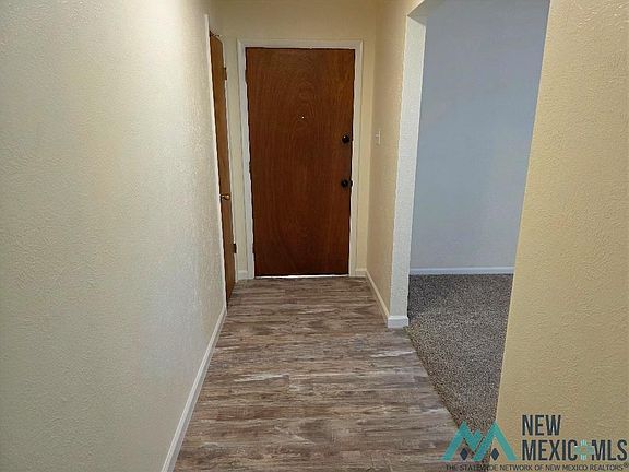 3rd image of 503 W Hervey Dr