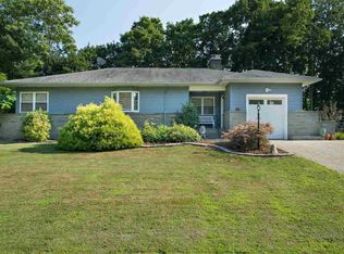 11 Osborne Rd, Poughkeepsie, NY 12601