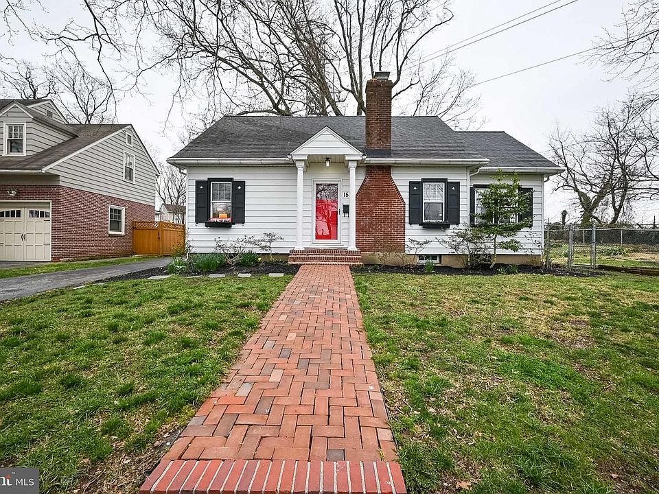 1st image of 15 Wier Ave