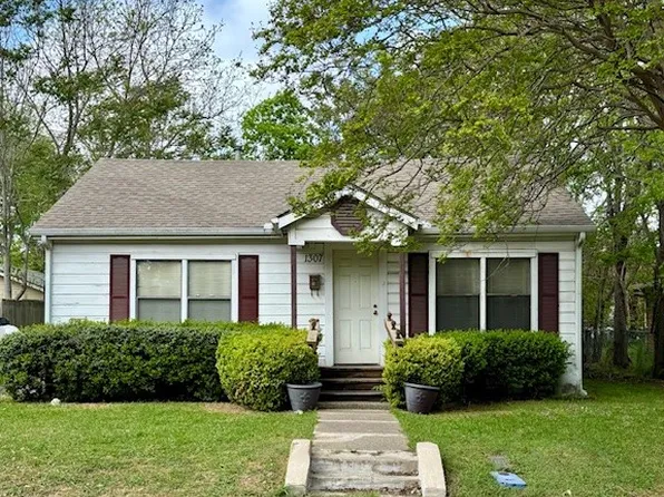 1307 Church St, Commerce, TX 75428