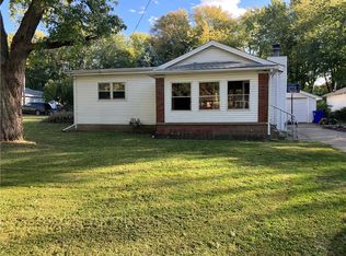 3927 E Grand Ave, Decatur, IL 62526