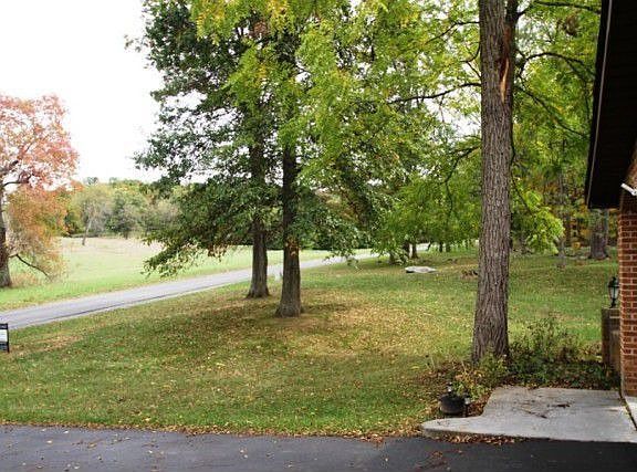3rd image of 103 Meadow Ln