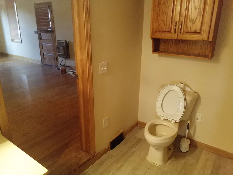 new tile and paint in master bath