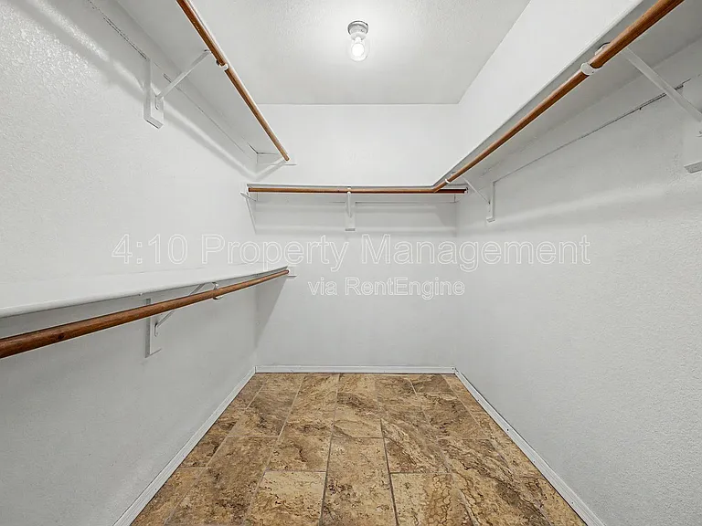 3236 E Hiddenview Dr — Photo 24
