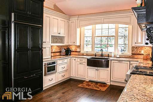 4th image of 208 Cromwell Dr