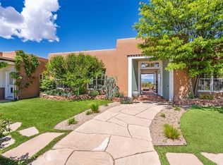 31 W Golden Eagle Rd, Santa Fe, NM 87506
