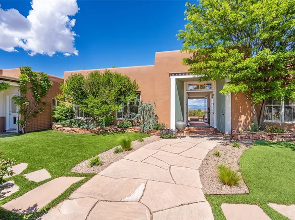 31 W Golden Eagle Rd, Santa Fe, NM 87506