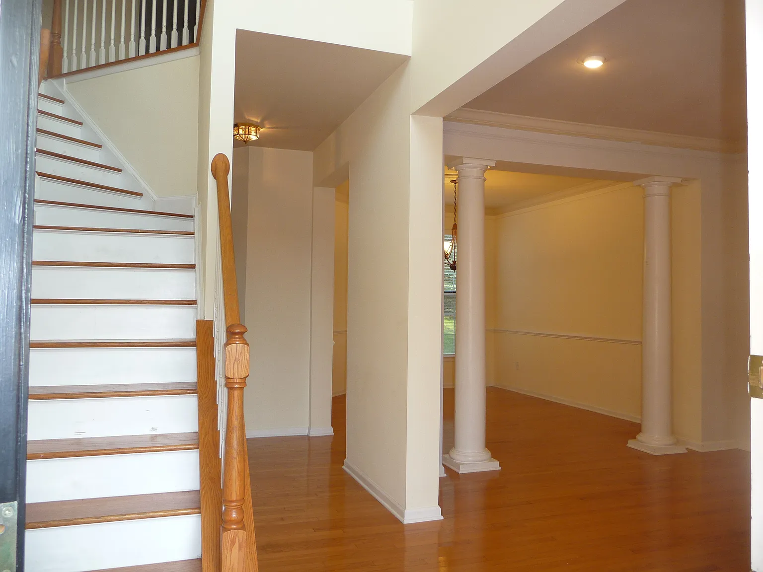 4 bed, 3.5 bath, 2719 sqft, $4,500 — Photo 3