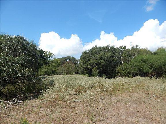 4th image of 1736 County Road 16
