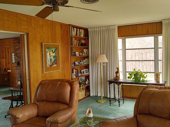 5th image of 2869 SE Saint Lucie Blvd