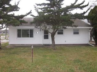 1503 10th Ave SW, Cedar Rapids, IA 52404