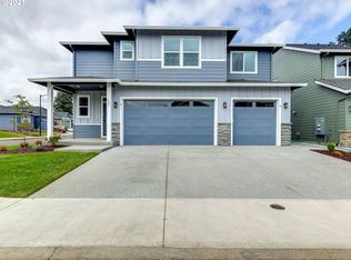 297 NE Regan Hill Loop, Estacada, OR 97023