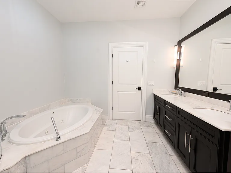 30 Marquis Ct — Photo 16