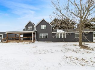 1016 295th St, State Center, IA 50247