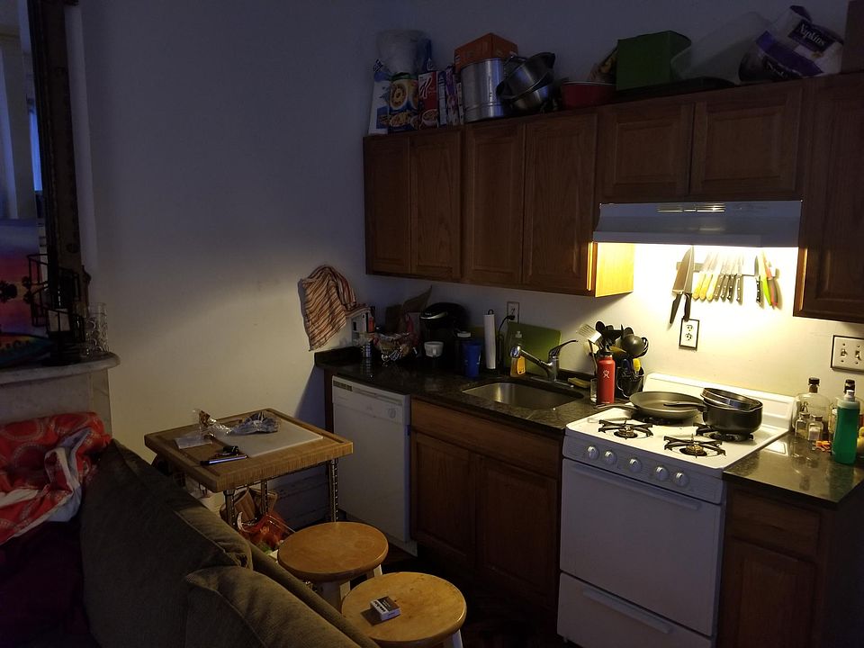 1st image of 418 N 32nd St #1F