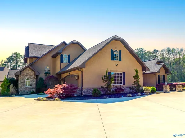 4869 Whorton Bend Rd, Gadsden, AL 35901