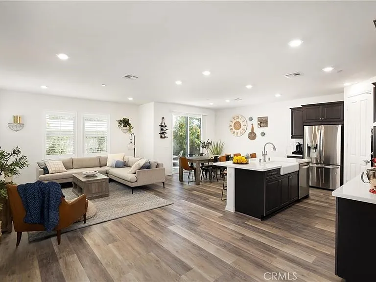 820 Brynlee Pl — Photo 4