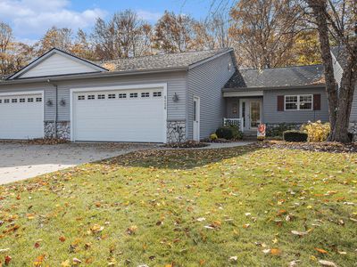 6686 Green Valley Ct SE #22, Caledonia, MI, 49316