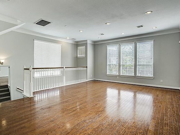 Large living area perfect for gatherings