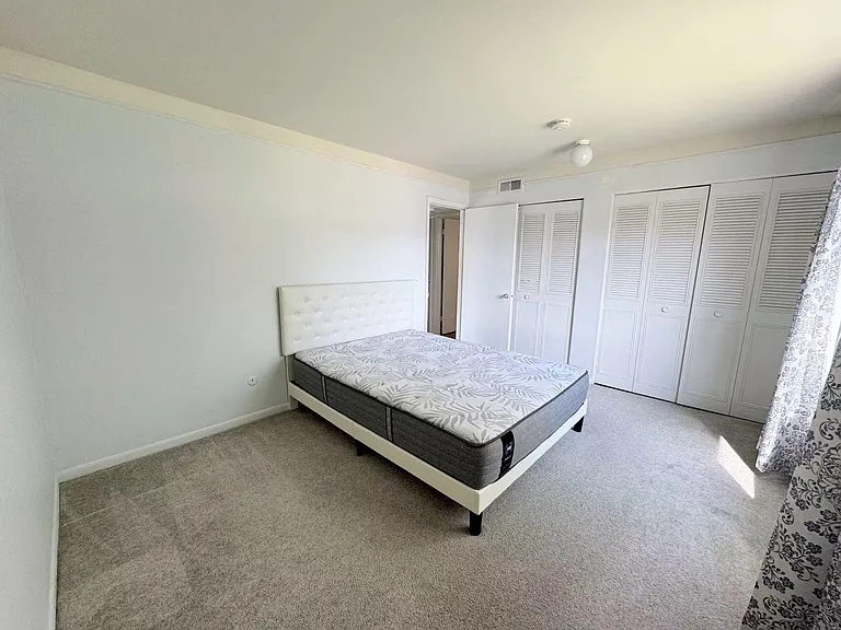 1225 Island Dr — Photo 9