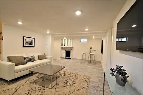 40 Grant St #1 — Photo 9
