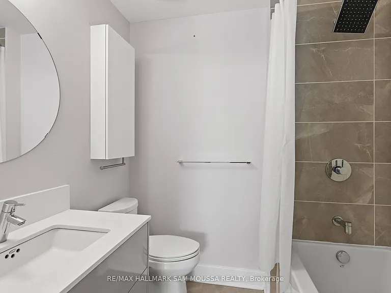 255 Bay St #1208 — Photo 27