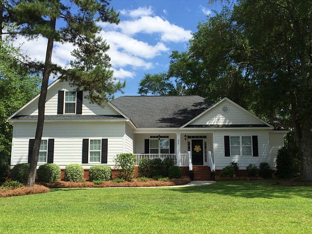 1st image of 332 Willow Lake Dr