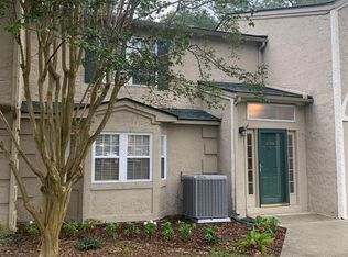 2056 Emerald Ter, Mount Pleasant, SC 29464