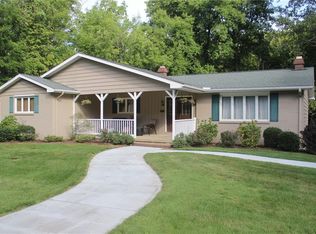 3840 Stirrup Dr, Erie, PA 16506