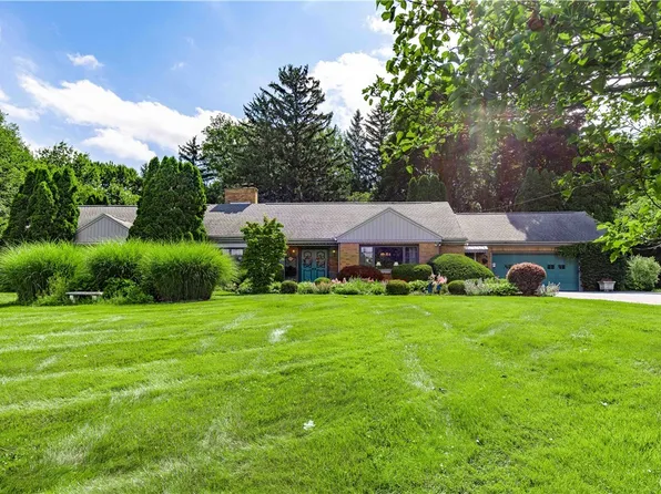16 Lyndon Rd, Fayetteville, NY 13066