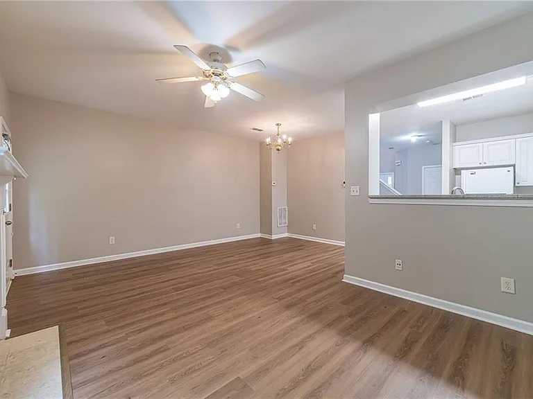 1191 Primrose View Cir — Photo 19