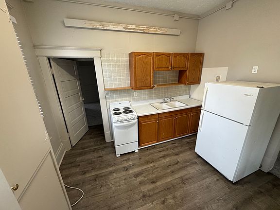 3rd image of 1405 N Broad St #4