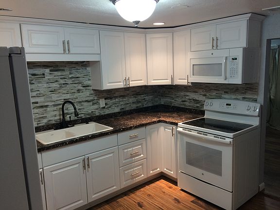 2nd image of 1215 NW 118th St