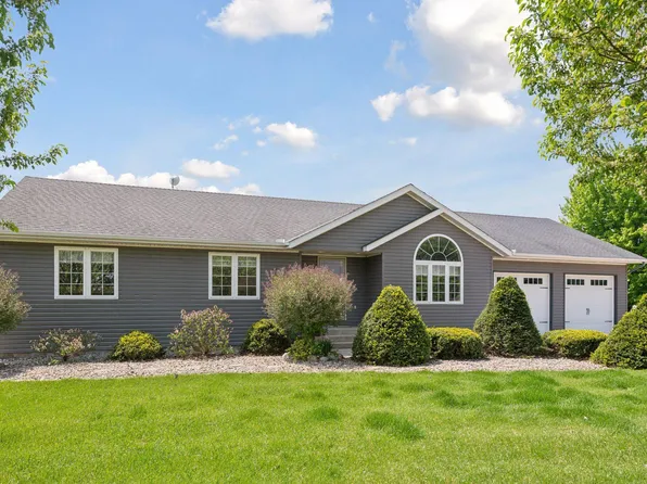 17501 158th St, Hamburg, MN 55339