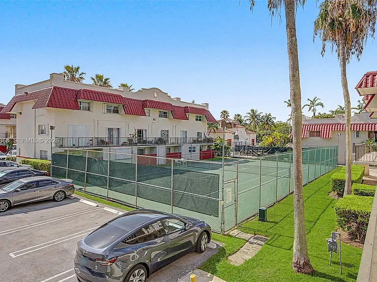 6709 N Kendall Dr #223 — Photo 22