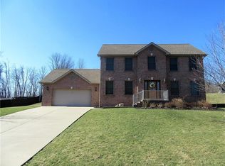115 Cherokee Dr, Beaver Falls, PA 15010